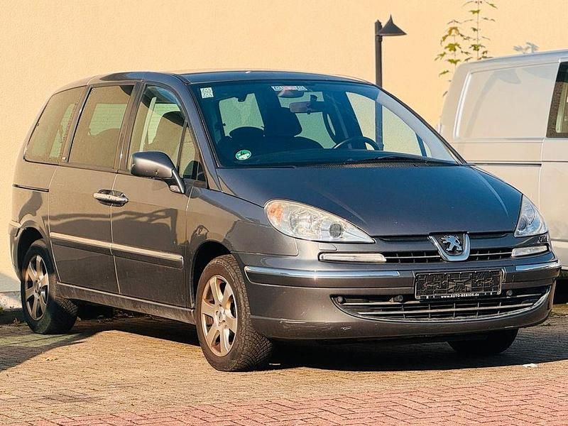 Grau Gebraucht 2008 Peugeot 807 Tendance Van / Kleinbus | 3.490 € (Etwas zu teuer) - Bild 1/4
