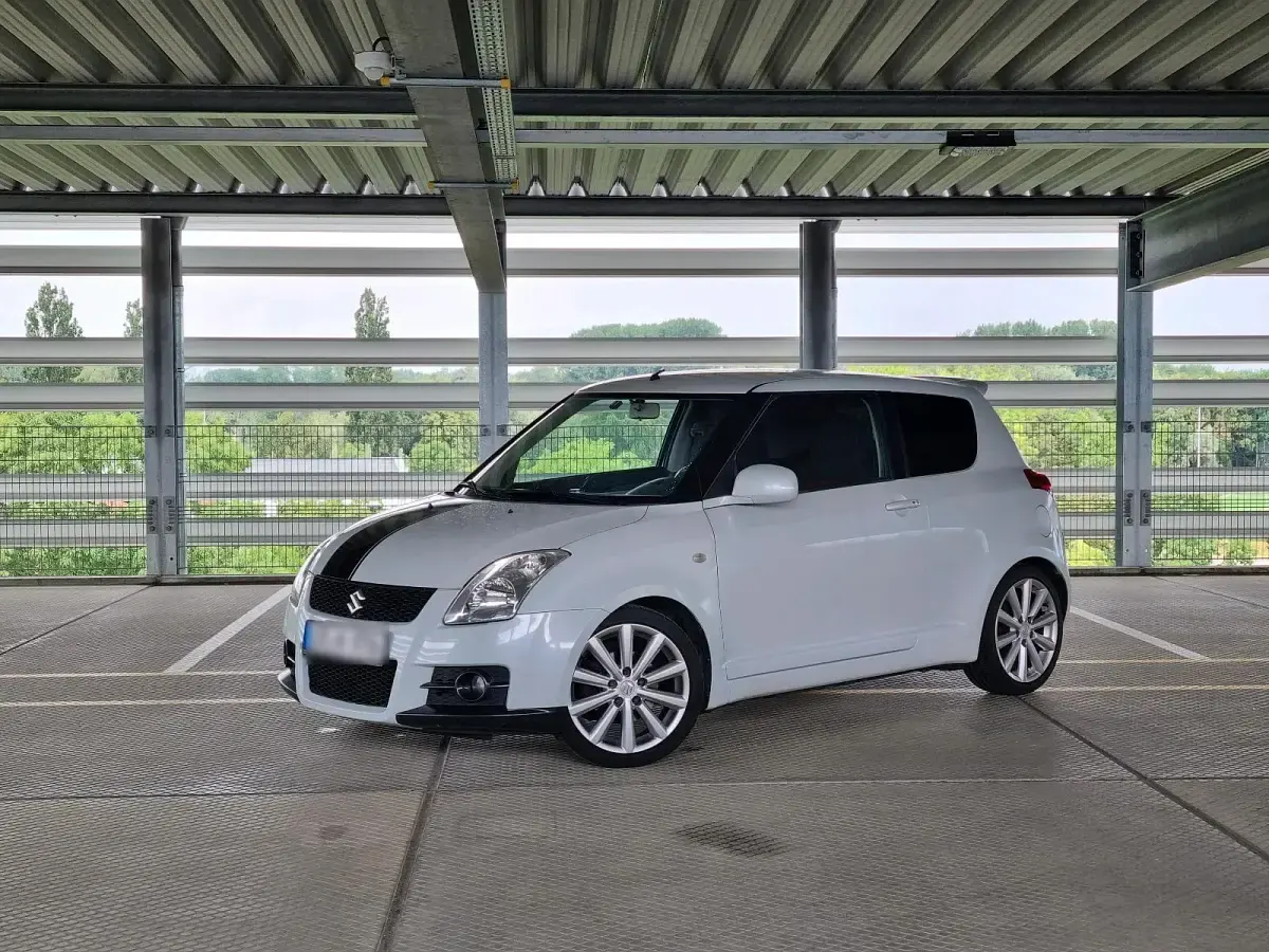 Gebraucht Suzuki Swift Sport 125 PS (91 kW) 2010 Weiß Kleinwagen