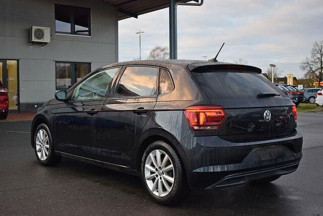 Gebraucht VW Polo Highline 95 PS (69 kW) 2018 Schwarz Kleinwagen