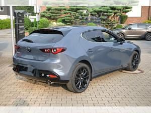 Neu Mazda 3 Homura-Line 140 PS (102 kW) 2026 Grau (polymetal gray metallic) Limousine