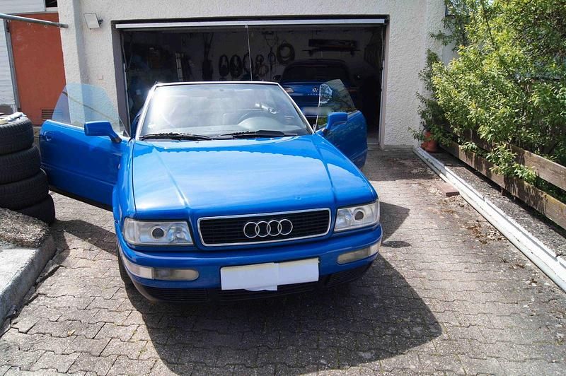 Second-hand Audi 80 125 CP (91 kW) 1998 Albastru Cabrio