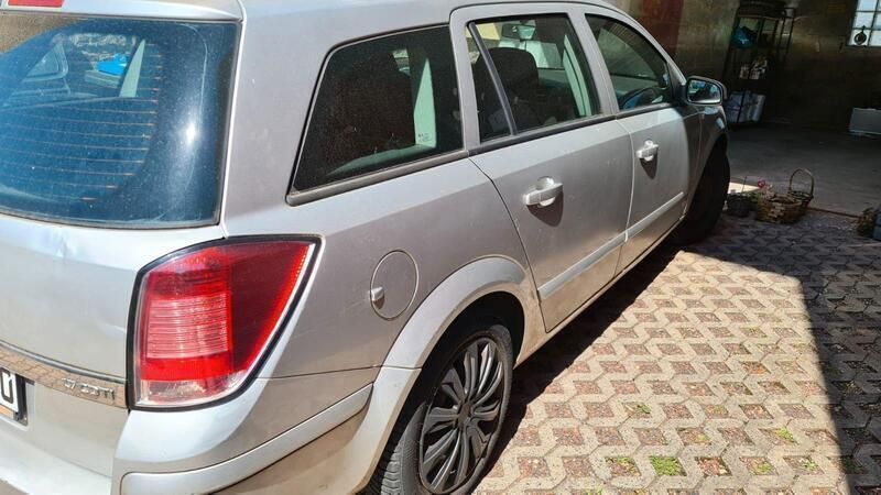 Gebraucht 2005 Opel Astra Kombi | 750 € (Guter Preis) - Bild 1/4