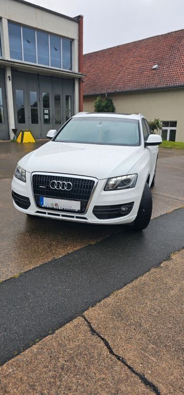 Weiß Gebraucht 2010 Audi Q5 S-Line SUV | 16.000 € (Teuer) - Bild 1/4