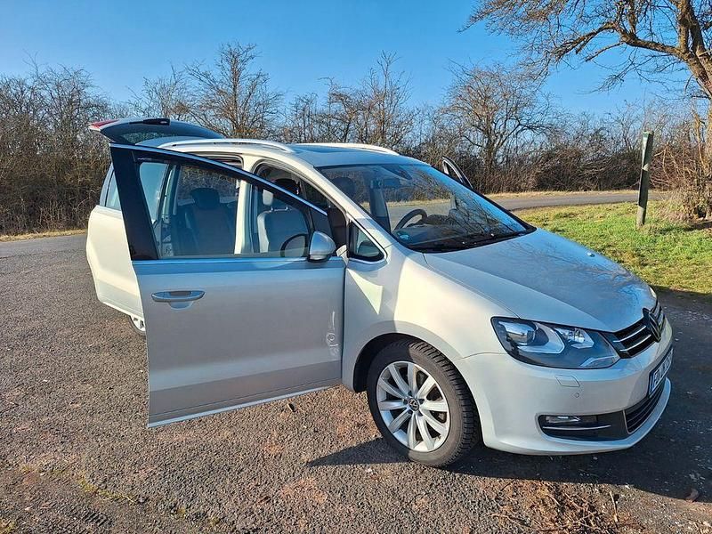 Gebraucht VW Sharan Highline 170 PS (125 kW) 2012 Silber Van / Kleinbus