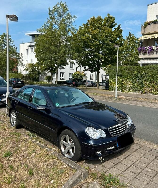 Blau Gebraucht 2006 Mercedes C280 Limousine | 2.000 € (Superpreis) - Bild 1/4