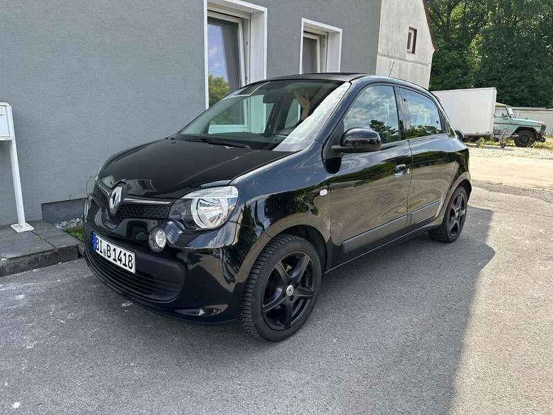 Sternenschwarz Gebraucht 2015 Renault Twingo Luxe Kleinwagen | 5.900 € (Fairer Preis) - Bild 1/4