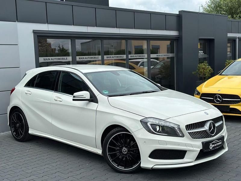 Weiß Gebraucht 2015 Mercedes A200 AMG Limousine | 16.890 € (Fairer Preis) - Bild 1/4