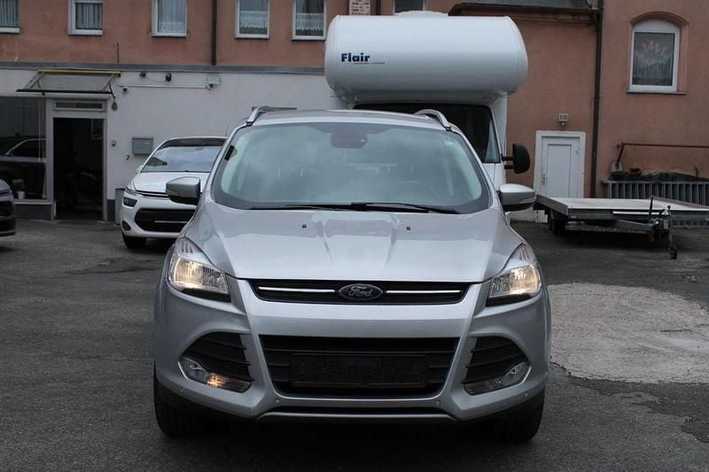Gebraucht Ford Kuga Trend 150 PS (110 kW) 2016 Silber SUV