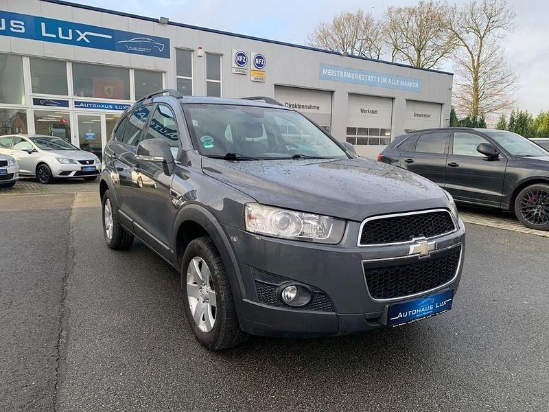 Gebraucht Chevrolet Captiva LT 167 PS (122 kW) 2011 Grau SUV