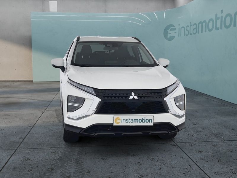 Gebraucht Mitsubishi Eclipse Cross Basis 188 PS (138 kW) 2021 Weiß SUV