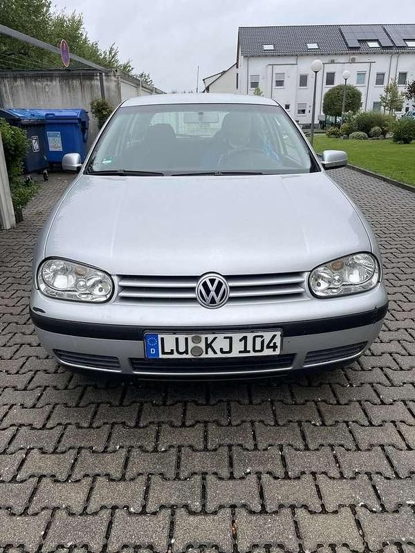 Gebraucht 2002 VW Golf IV Trendline Limousine | 2.450 € (Fairer Preis) - Bild 1/4
