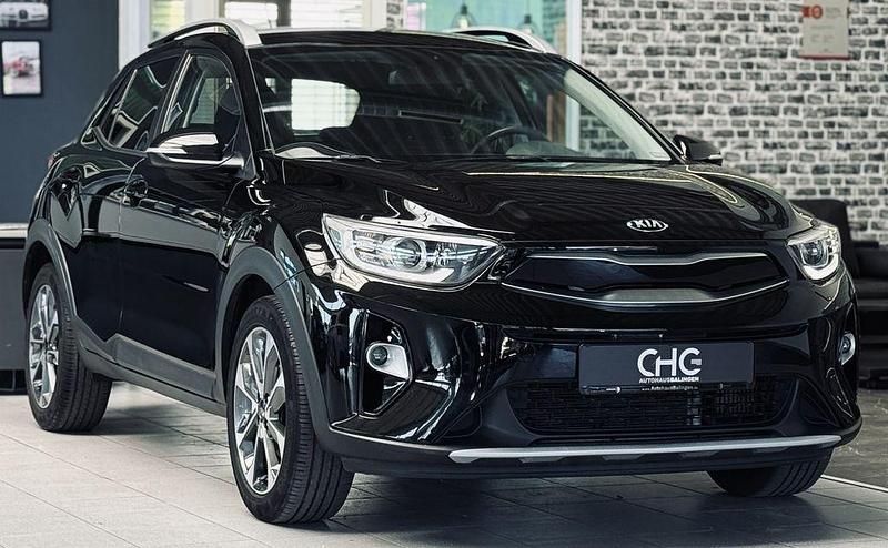 Schwarz Gebraucht 2021 Kia Stonic Vision SUV | 14.990 € (Guter Preis) - Bild 1/4