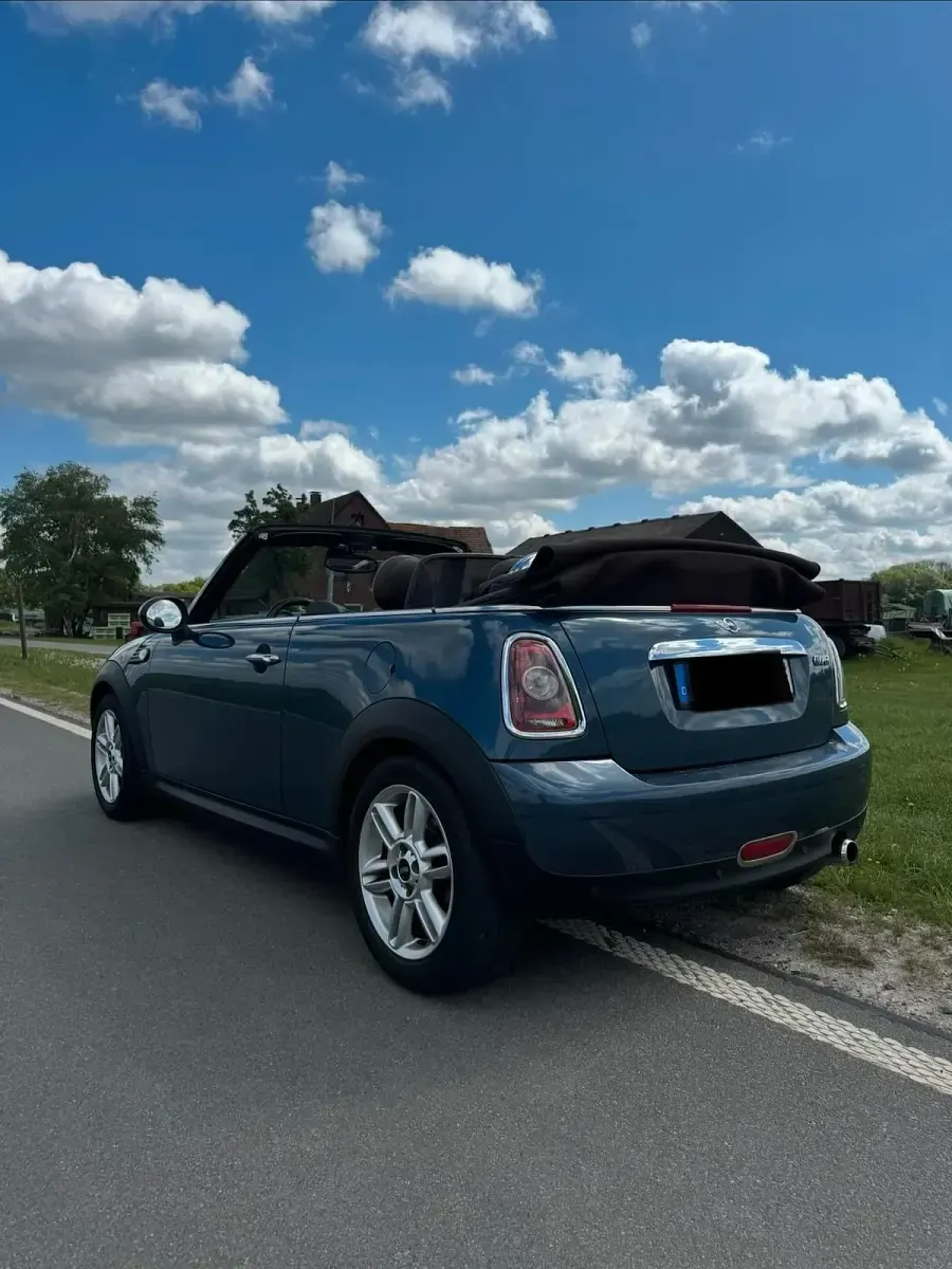 Used Mini Cooper Cabriolet 122 HP (89 kW) 2010 Blue Cabriolet