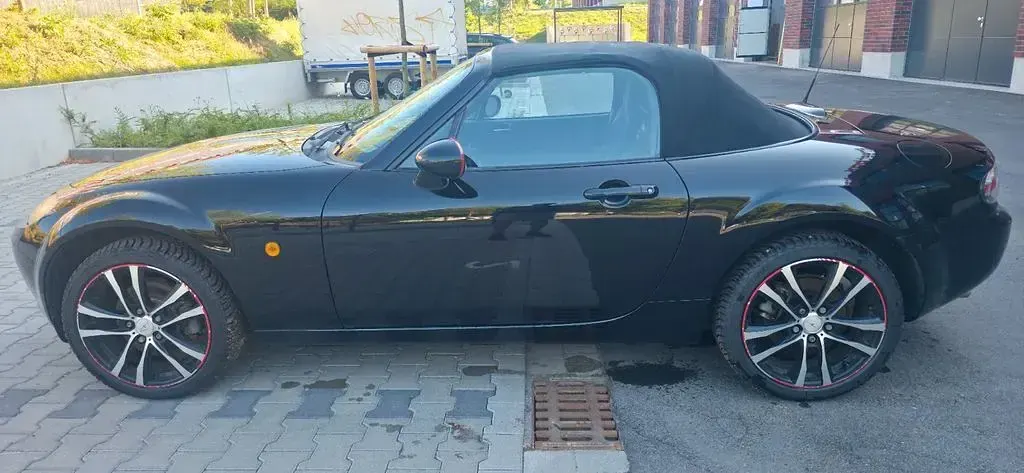 Gebraucht Mazda MX5 Energy 126 PS (92 kW) 2008 Schwarz Cabrio