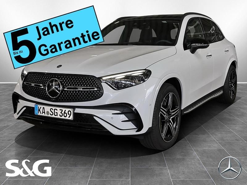 Manufaktur lack manufaktur opali Gebraucht 2025 Mercedes GLC300 AMG SUV | 77.499 € (Teuer) - Bild 1/4