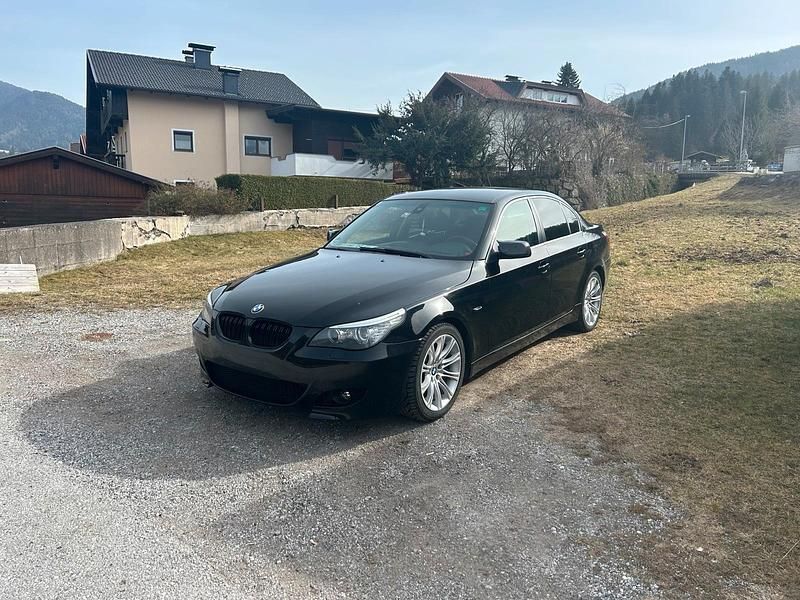 Gebraucht BMW 525 270 PS (198 kW) 2008 Schwarz Limousine