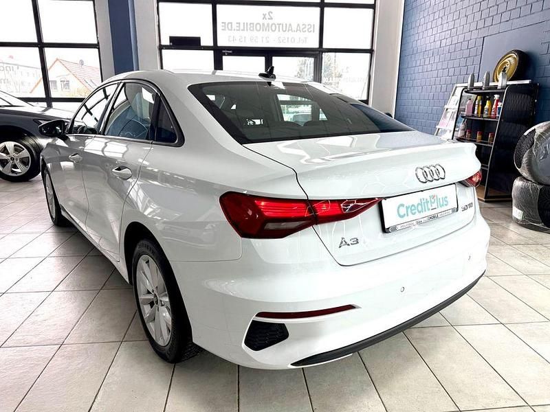 Gebraucht Audi A3 Basis 116 PS (85 kW) 2022 Weiß Limousine