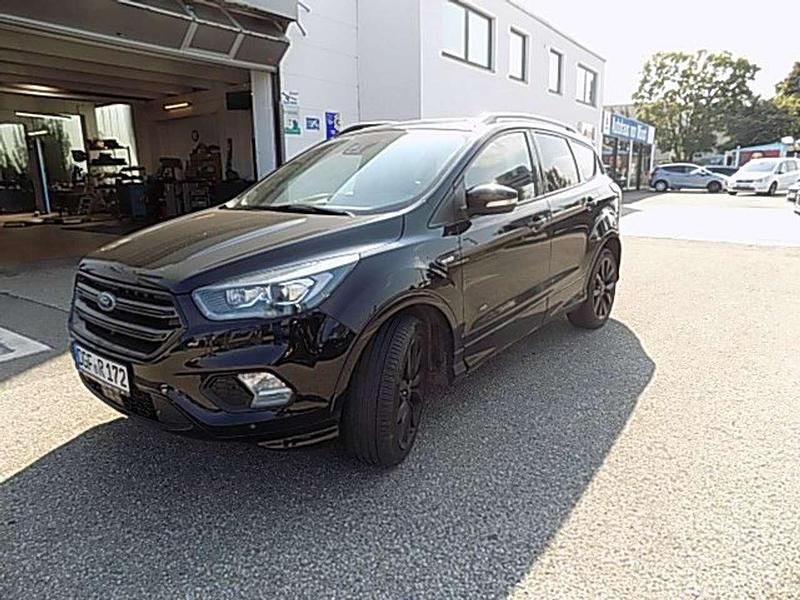 Gebraucht Ford Kuga ST-Line 179 PS (131 kW) 2018 Iridiumschwarz SUV