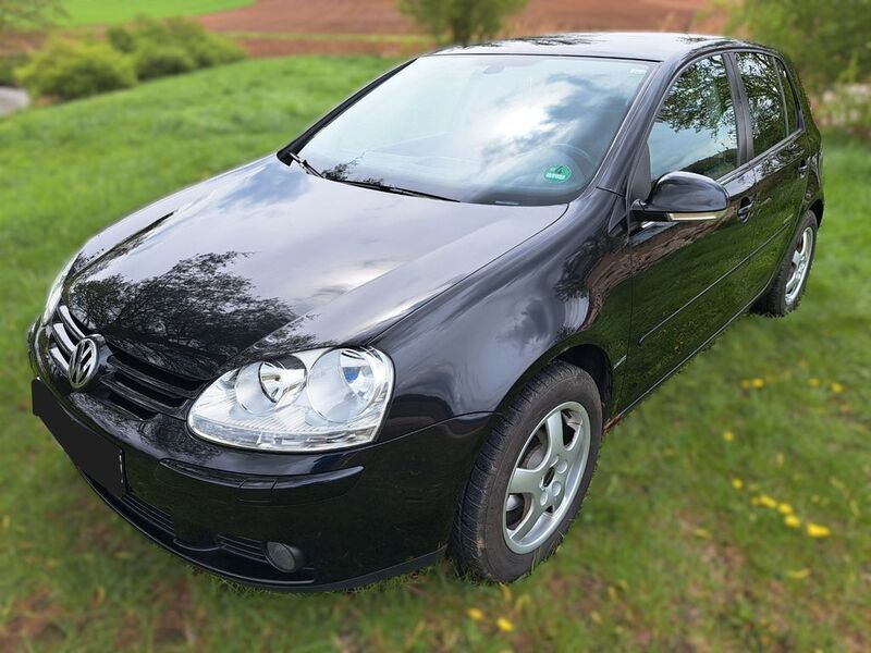 Schwarz Gebraucht 2008 VW Golf VI Trendline Kombi | 1.500 € (Guter Preis) - Bild 1/4
