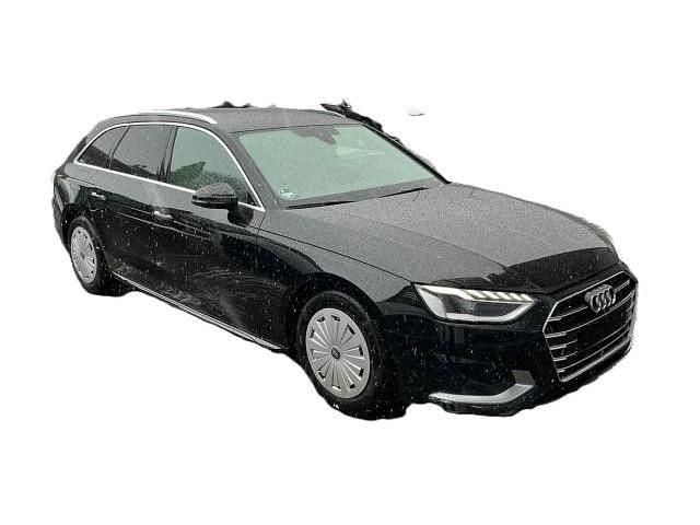 Gebraucht Audi A4 Ambiente 204 PS (150 kW) 2022 Mythosschwarz metallic Kombi