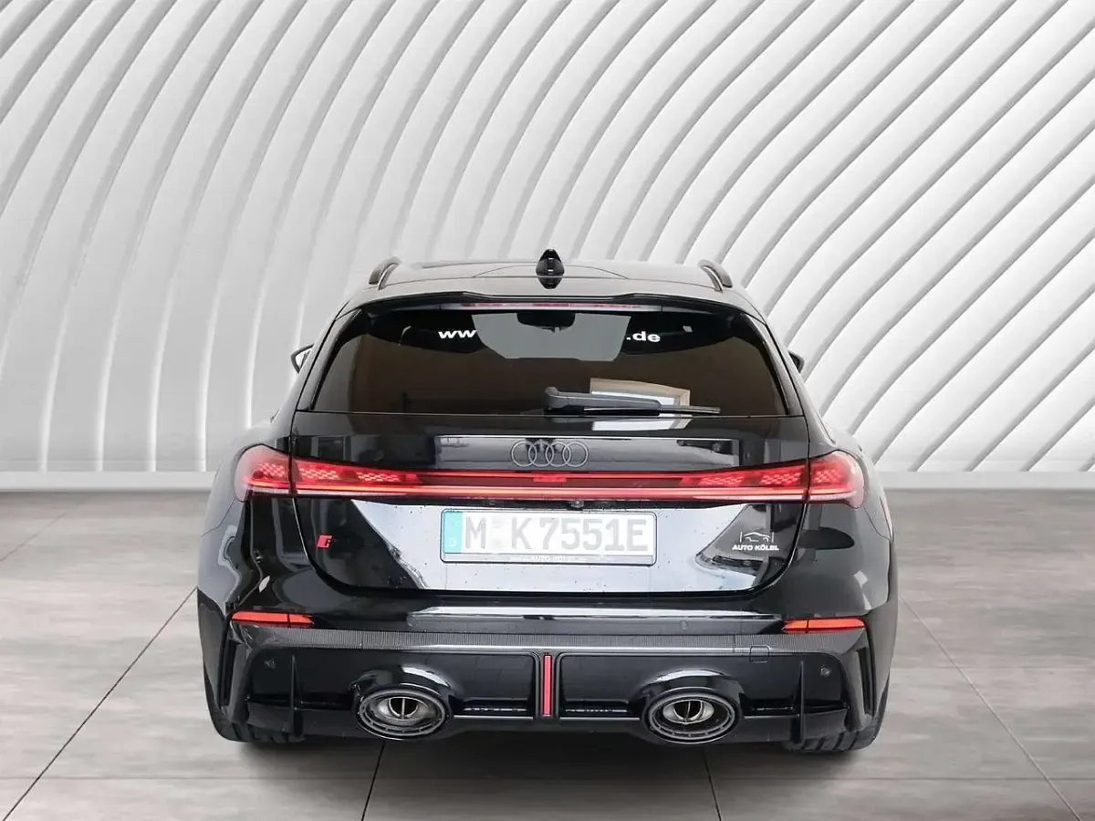 Gebraucht Audi RS5 639 PS (469 kW) 2026 Mythosschwarz metallic Kombi