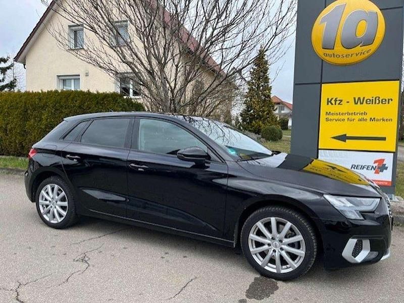 Gebraucht Audi A3 e-tron Advanced 150 PS (110 kW) 2021 Brillantschwarz Kleinwagen