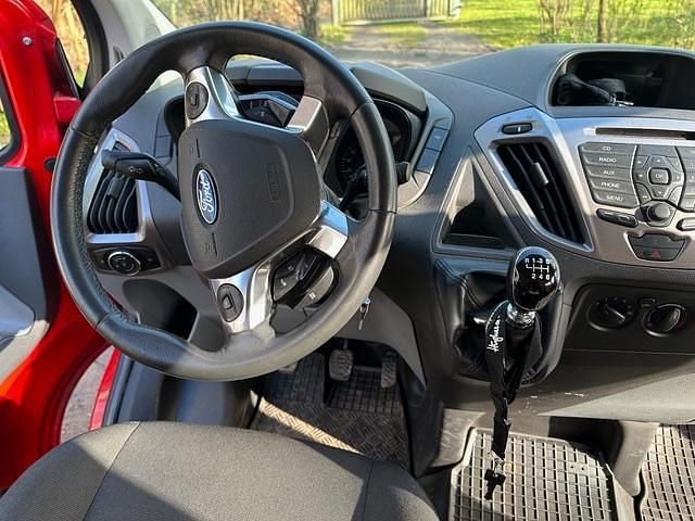 Second-hand Ford Transit Custom 101 CP (74 kW) 2013 Roșu Monovolum