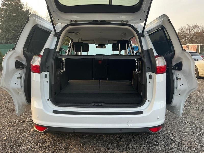 Gebraucht Ford C-MAX 150 PS (110 kW) 2019 Weiß Van / Kleinbus