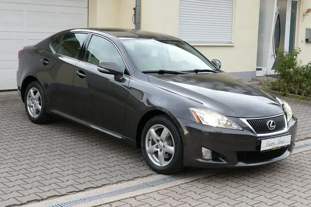 Gebraucht Lexus IS220 Luxury Line 177 PS (130 kW) 2009 Grau Limousine