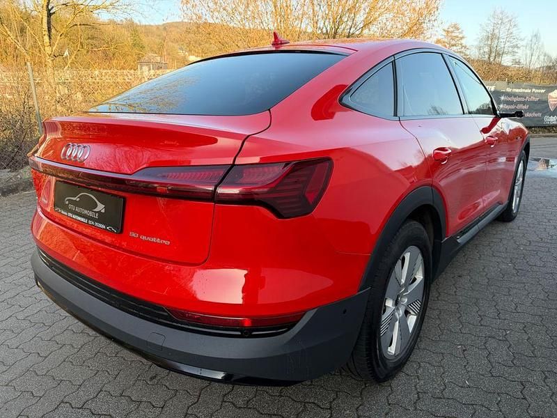 Gebraucht Audi e-tron Sportback Basis 230 kW (313 PS) 2020 Rot SUV