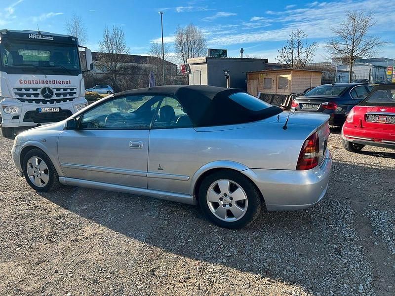 Silber Gebraucht 2002 Opel Astra Cabriolet Cabrio | 1.100 € (Guter Preis) - Bild 1/4