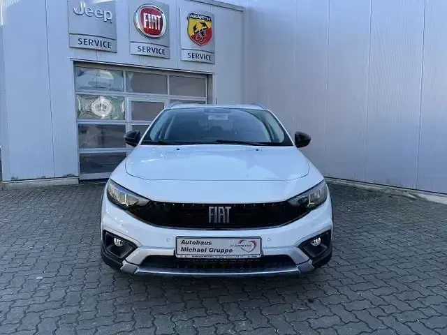 Gebraucht Fiat Tipo Cross 101 PS (74 kW) 2021 Weiß Limousine