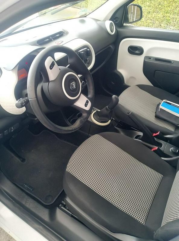 Gebraucht Renault Twingo 71 PS (52 kW) 2015 Weiß Kleinwagen