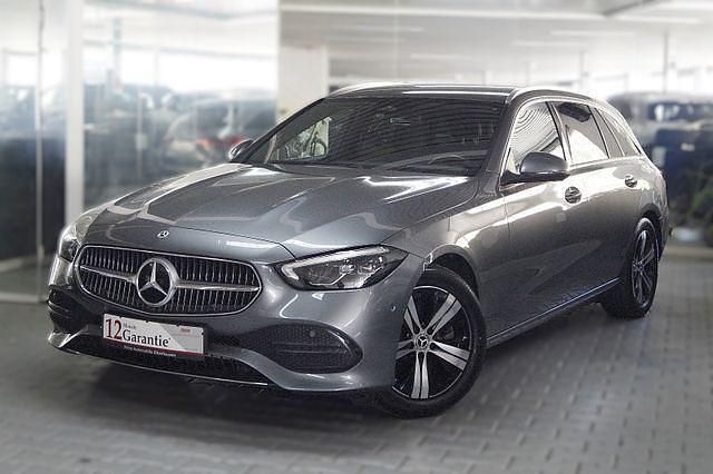 Grau Gebraucht 2023 Mercedes C200 Limousine | 27.490 € (Superpreis) - Bild 1/4