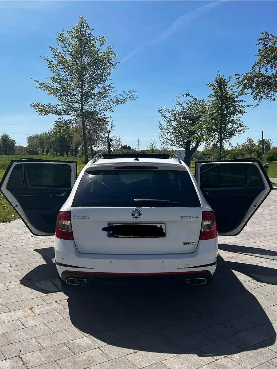Gebraucht Skoda Octavia RS 220 PS (161 kW) 2014 Weiß Kombi