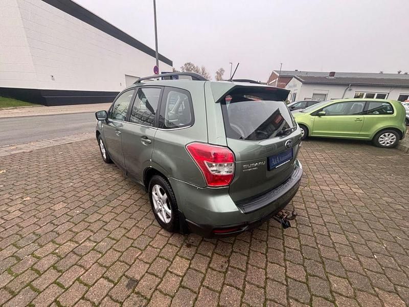 Gebraucht Subaru Forester Active 147 PS (108 kW) 2014 Grün SUV