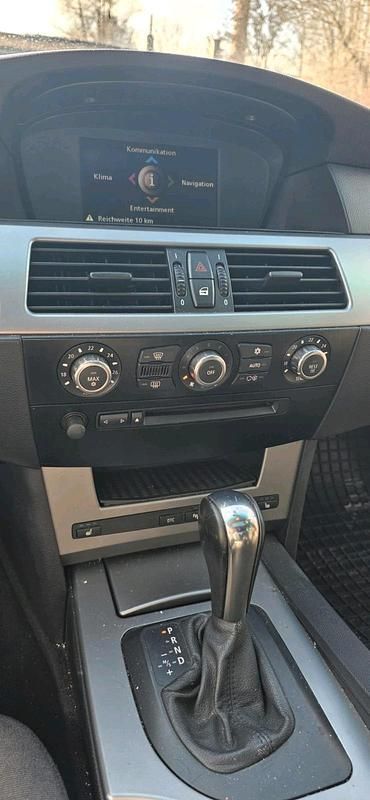 Gebraucht BMW 520 170 PS (125 kW) 2005 Grau Limousine