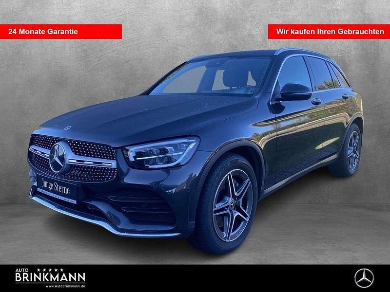 Grau Gebraucht 2020 Mercedes GLC200 AMG line SUV | 32.690 € (Guter Preis) - Bild 1/4
