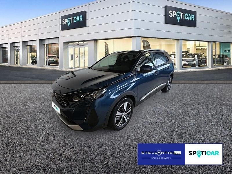 Blau Gebraucht 2021 Peugeot 5008 Allure SUV | 19.990 € (Superpreis) - Bild 1/4