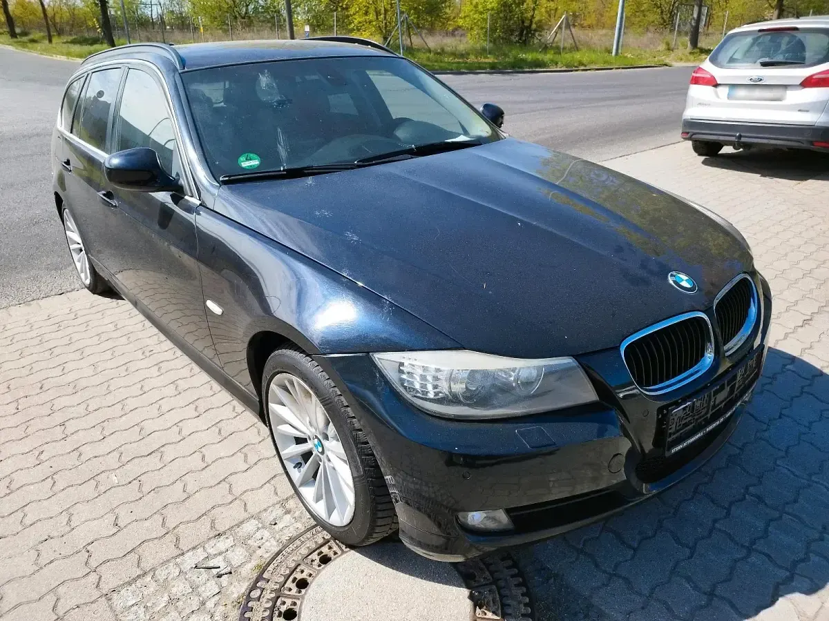 Używany BMW 320 163 KM (119 kW) 2011 Kombi