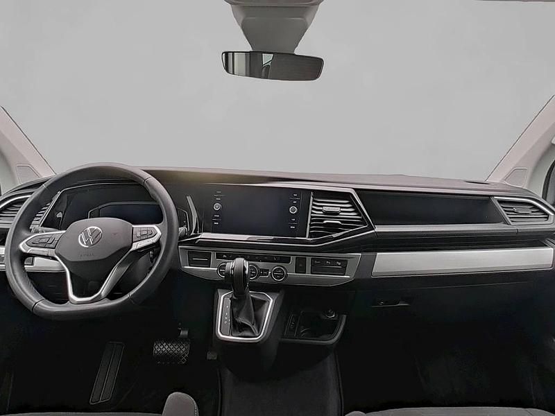 Gebraucht VW Multivan Comfortline 204 PS (150 kW) 2024 Silber Van