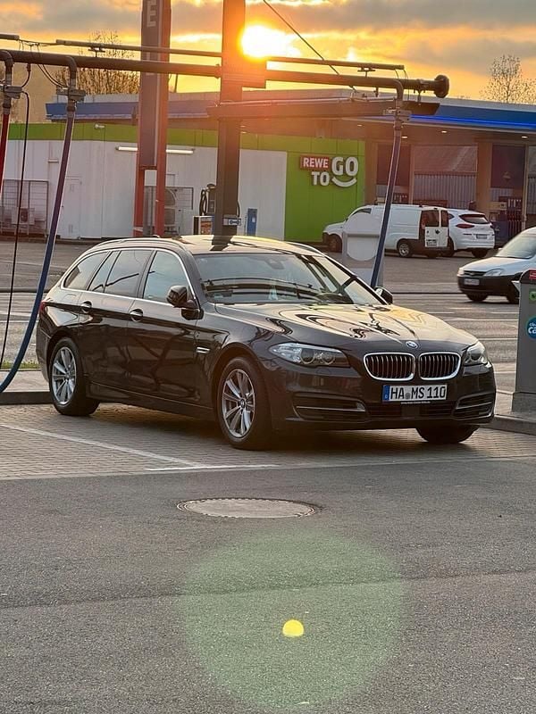 Grau Gebraucht 2016 BMW 525 Kombi | 12.000 € (Guter Preis) - Bild 1/4