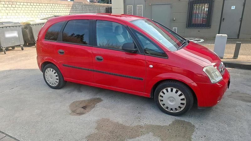 Gebraucht Opel Meriva 101 PS (74 kW) 2005 Rot Van / Kleinbus