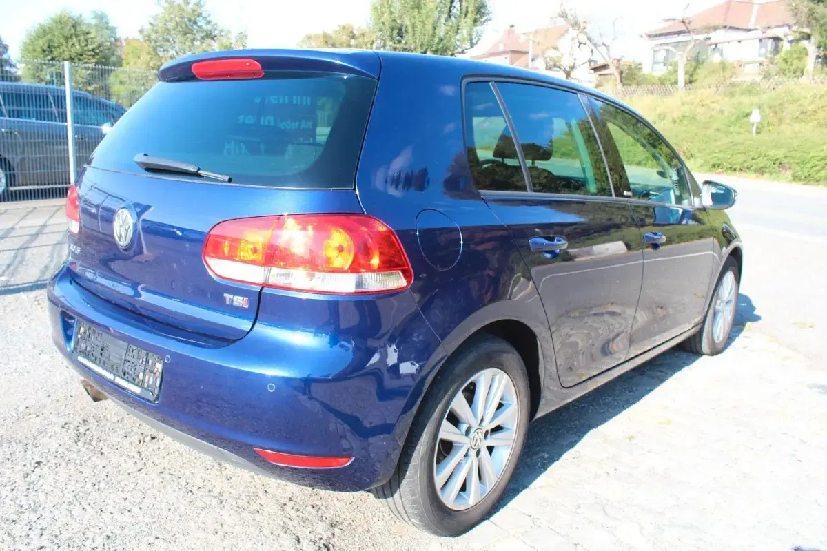 Gebraucht VW Golf VI Style 122 PS (89 kW) 2011 Blau Kleinwagen