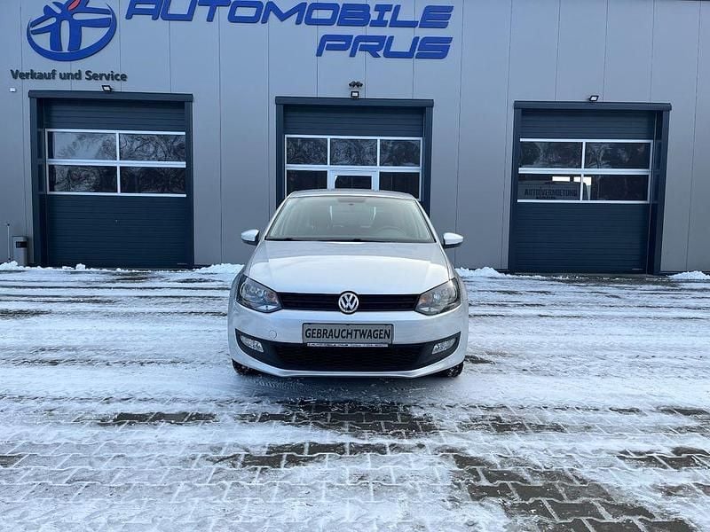 Gebraucht VW Polo Trendline 69 PS (50 kW) 2013 Silber Limousine