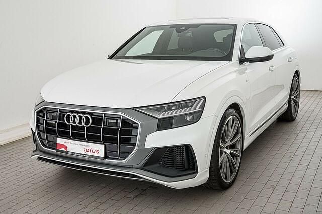 Gebraucht Audi Q8 Ambiente 381 PS (280 kW) 2022 Carraraweiß SUV