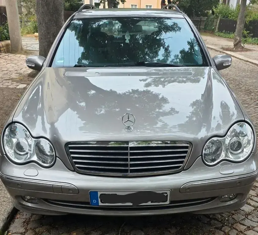 Gebraucht Mercedes C200 Avantgarde 167 PS (122 kW) 2003 Grau Limousine