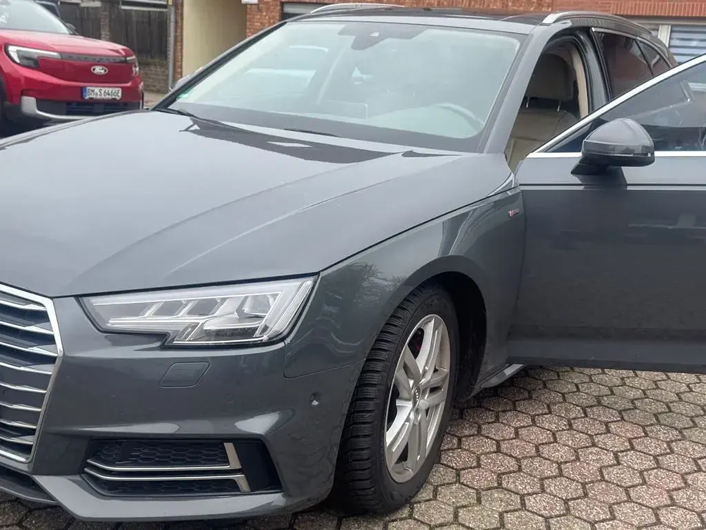 Usata Audi A4 Sport 218 CV (160 kW) 2017 Nero Berlina