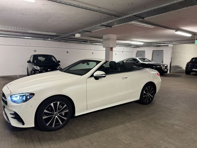 Weiß Gebraucht 2021 Mercedes E450 AMG line Cabrio | 52.500 € (Guter Preis) - Bild 1/4
