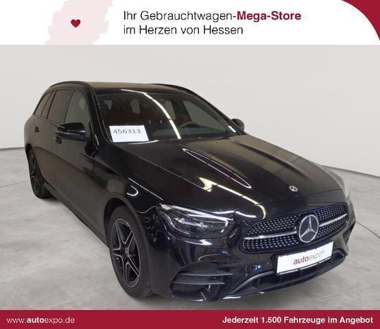 Obsidianschwarz metallic Gebraucht 2022 Mercedes E300 AMG line Kombi | 35.990 € (Fairer Preis) - Bild 1/4